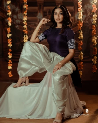 Mallu Actress Anikha surendran Latest Photoshoot