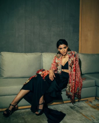 Samantha Ruth Prabhu looks sultry in a black outfit with a red embroidered cape