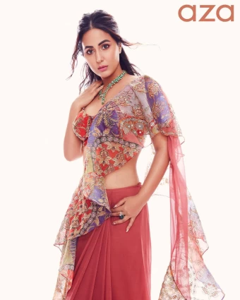 Hina Khan looks beautiful in the ruffled saree