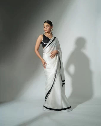 Alia Bhatt looks chic in the white saree with black border