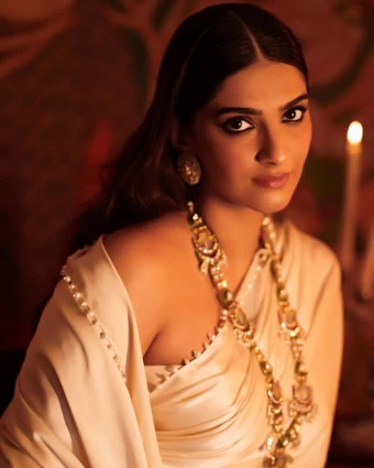 Sonam Kapoor has been styled by younger sister, Rhea Kapoor