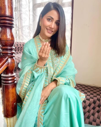 Hina Khan took to social media to wish her fans Eid Mubarak