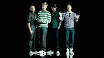 backstreet boys in green outfits