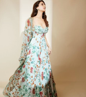 Vaani Kapoor looks pretty in the floral maxi dress