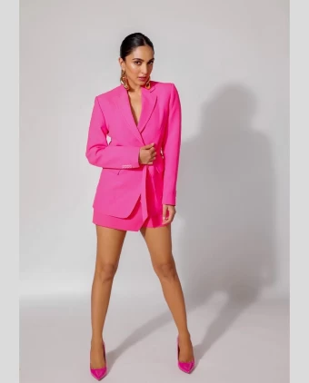 Kiara Advani looks chic in a bright pink blazer and skirt set