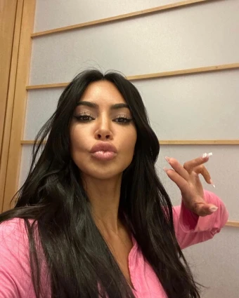 Kim Kardashian encourages fans to 