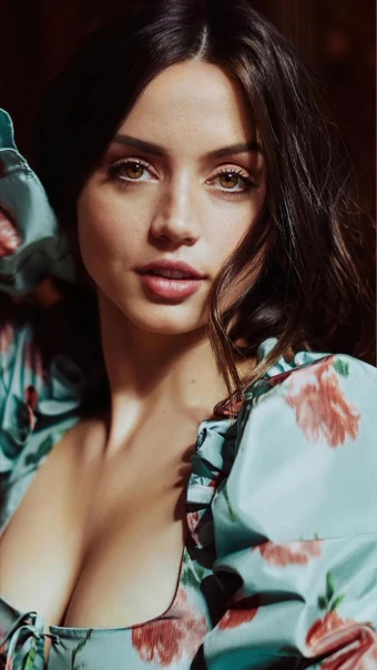 Face Card , Ana De Armas