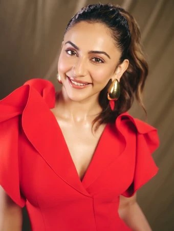 Serving Power in Red: Rakul Preet Singh Owns the Spotlight