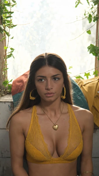Mimi Keene’s Bold Yellow Look – Sex Education