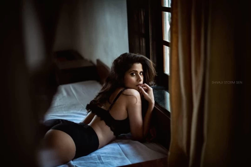 sai-tamhankar-oozes-hotness-as-she-poses-boldly-in-black-lingerie-860261635657114.webp