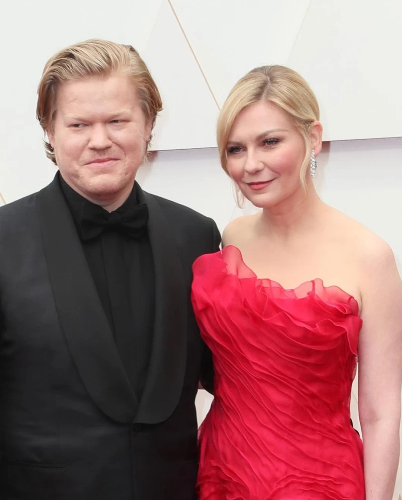Kirsten Dunst and Jesse Plemons looked gorgeous