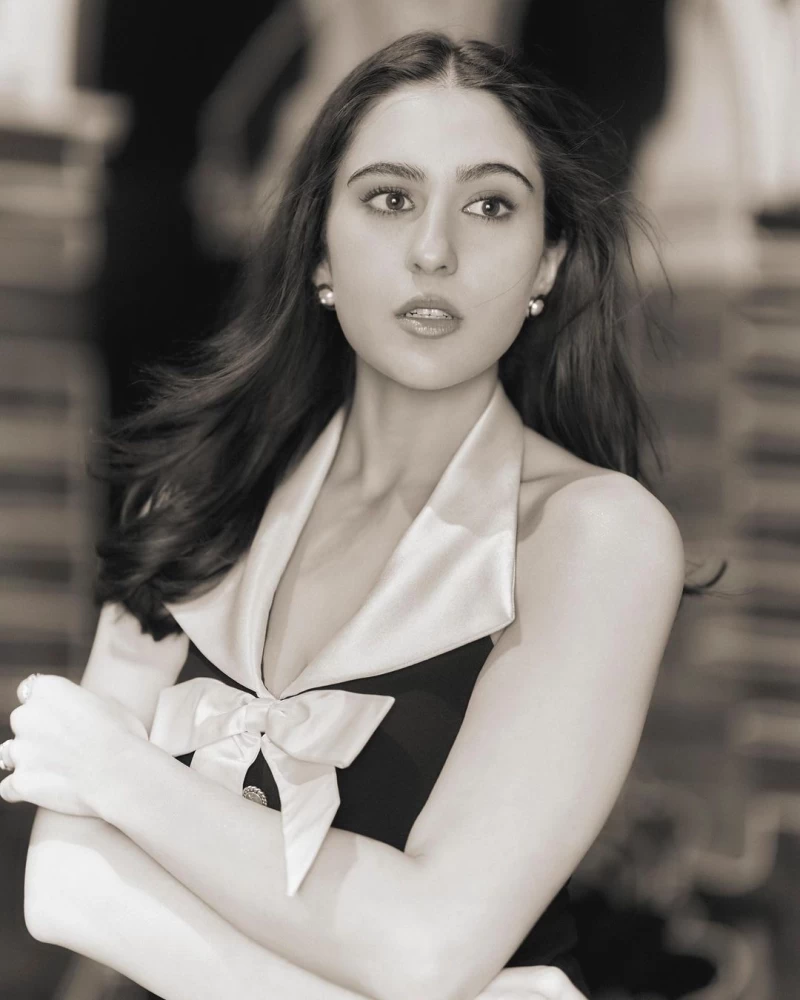 Sara Ali Khan looks otherworldly in monochrome photos. Scroll ahead to take a look