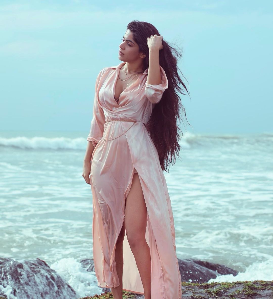 On the beach... Hot Pose.. Photos posted by young Tamil actress on Insta!