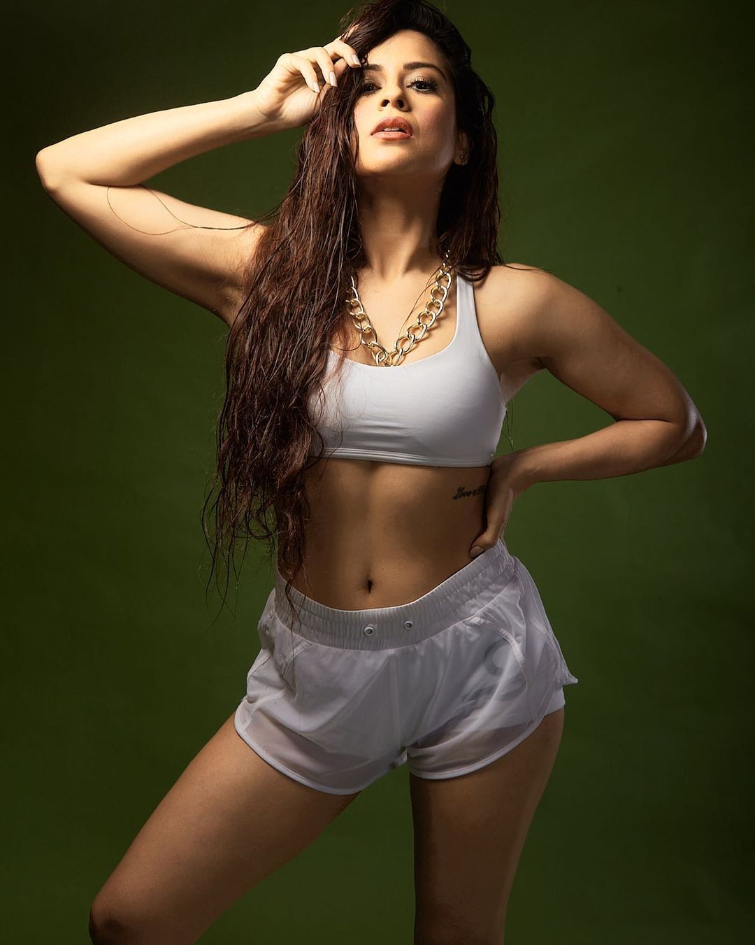 Sana Saeed looks super sexy in the white co-ord set.