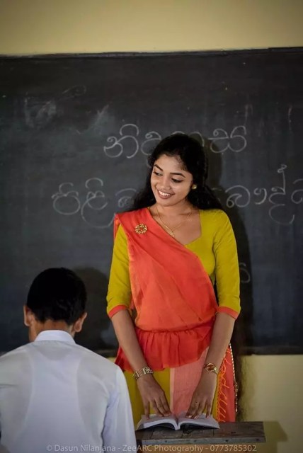 Beautiful Srilankan Teacher Hirushi Wasundara