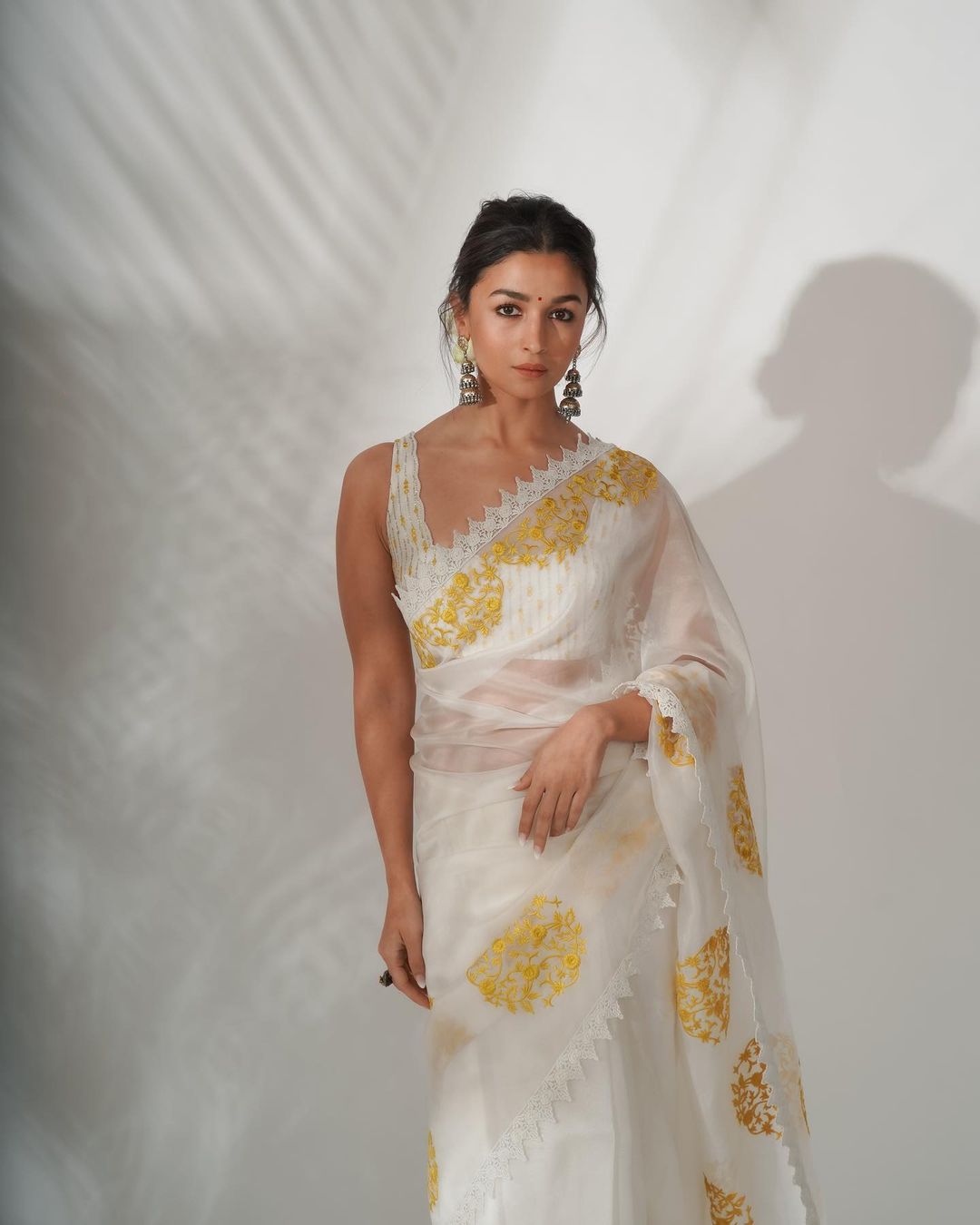 Alia Bhatt Begins Gangubai Kathiawadi Promotions Wearing White Organza Saree