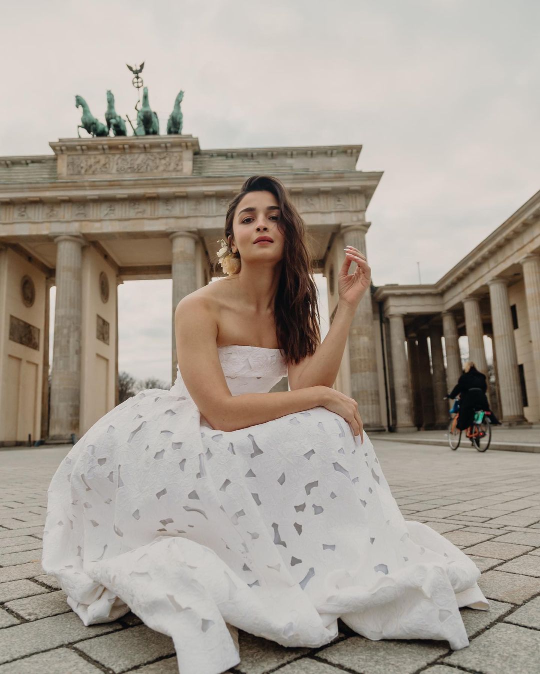 Alia Bhatt sits pretty in the off-shoulder cotton dress