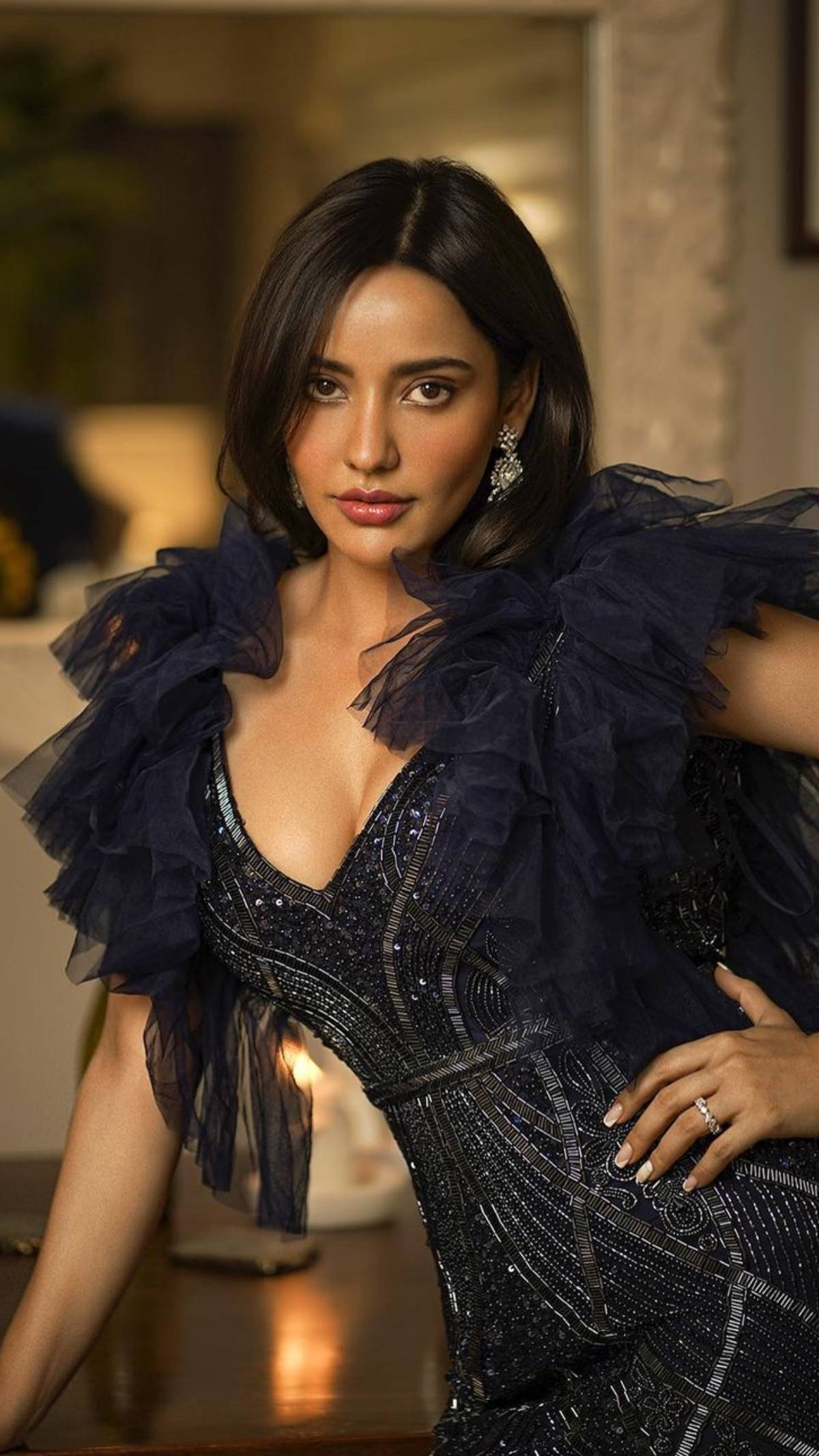 Neha Sharma flaunts her cleavage in the evening gown