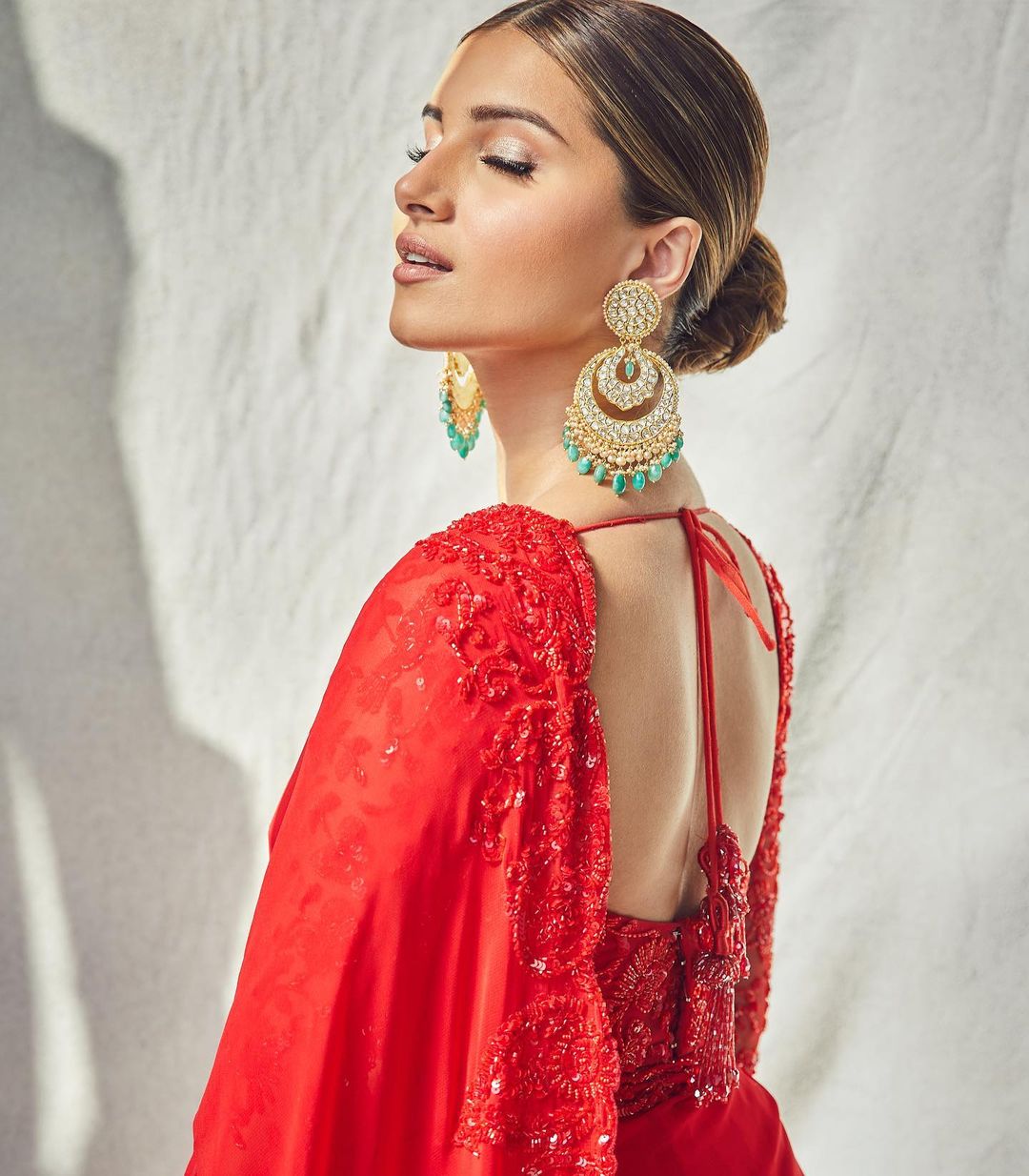 Tara Sutaria wears an exquisite chaandbali earrings