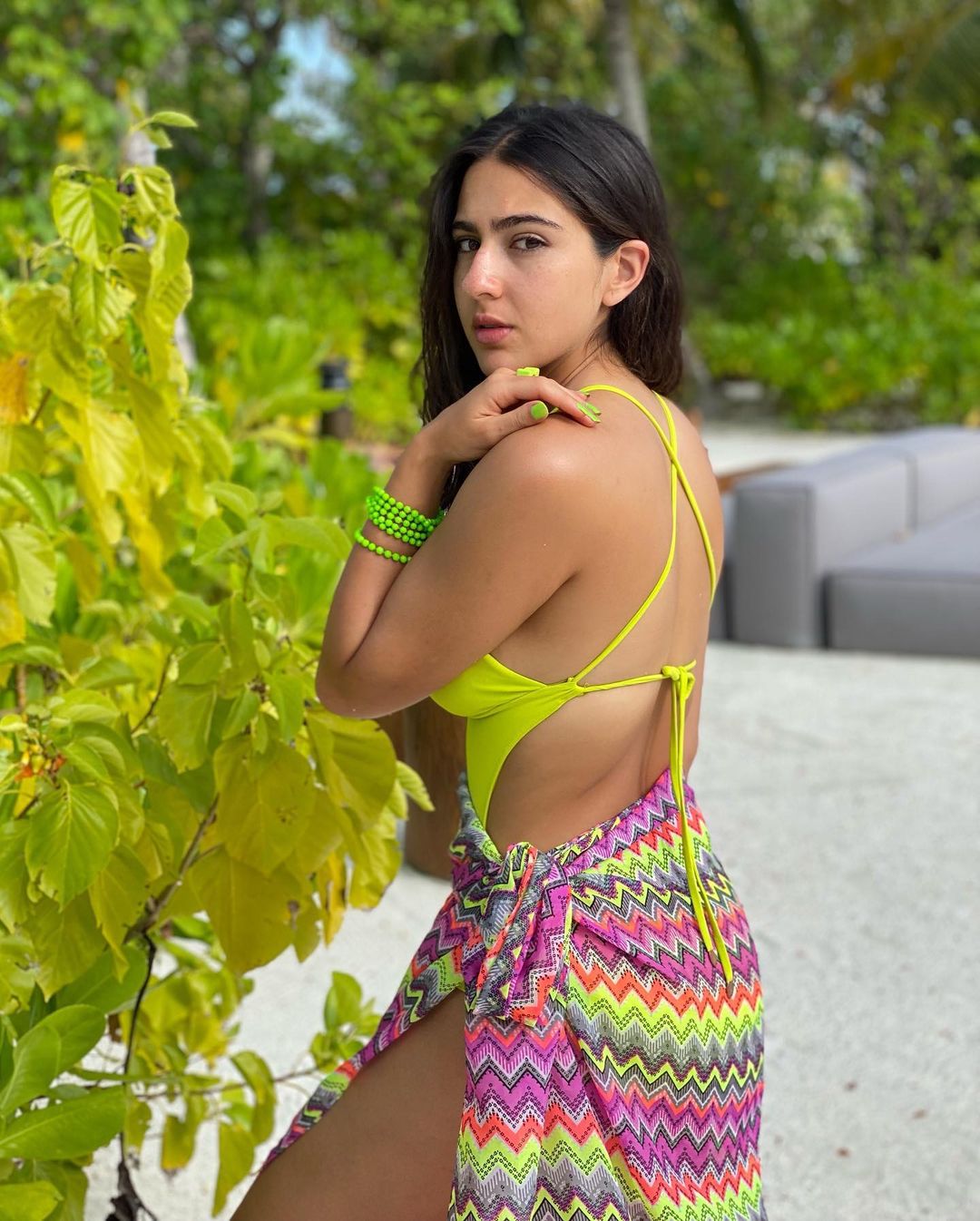 Sara Ali Khan flaunts her sexy back in a strappy two-piece and sarong