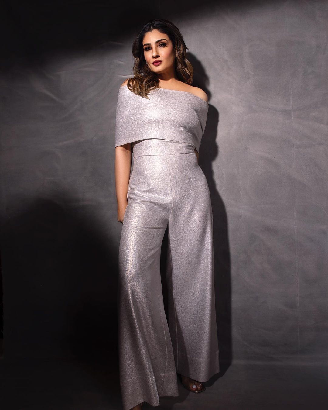 Raveena Tandon looks stylish in the silver jumpsuit