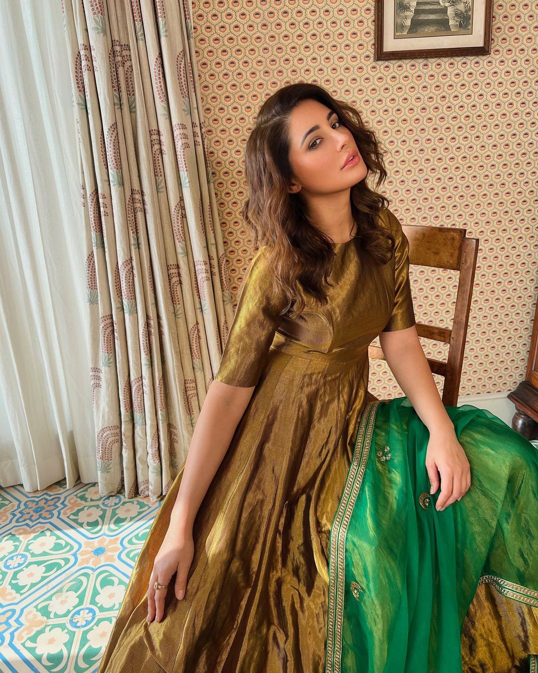 Nargis Fakhri looks regal in the golden kurta