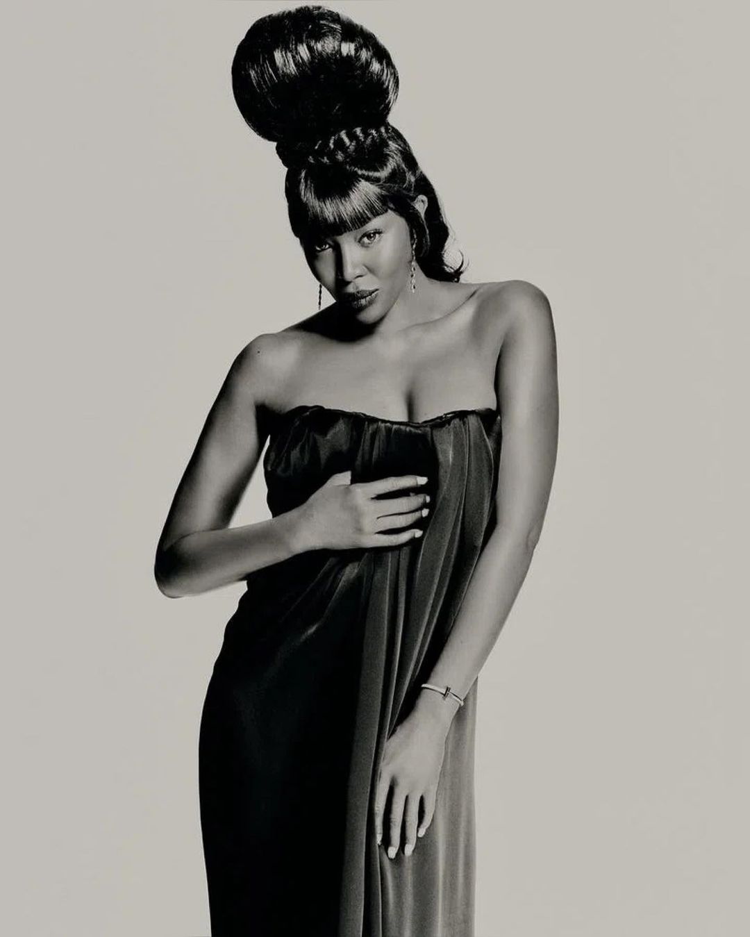 This is yet another incredible photograph of Naomi Campbell. This was a shoot for W Magazine Volume 1, 2022