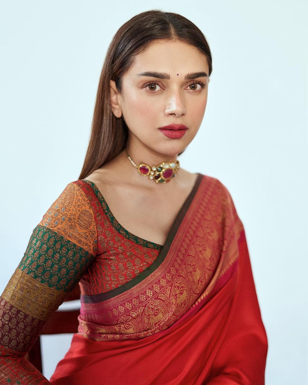 Aditi Rao Hydari looks stunning in the brocade blouse and saree.