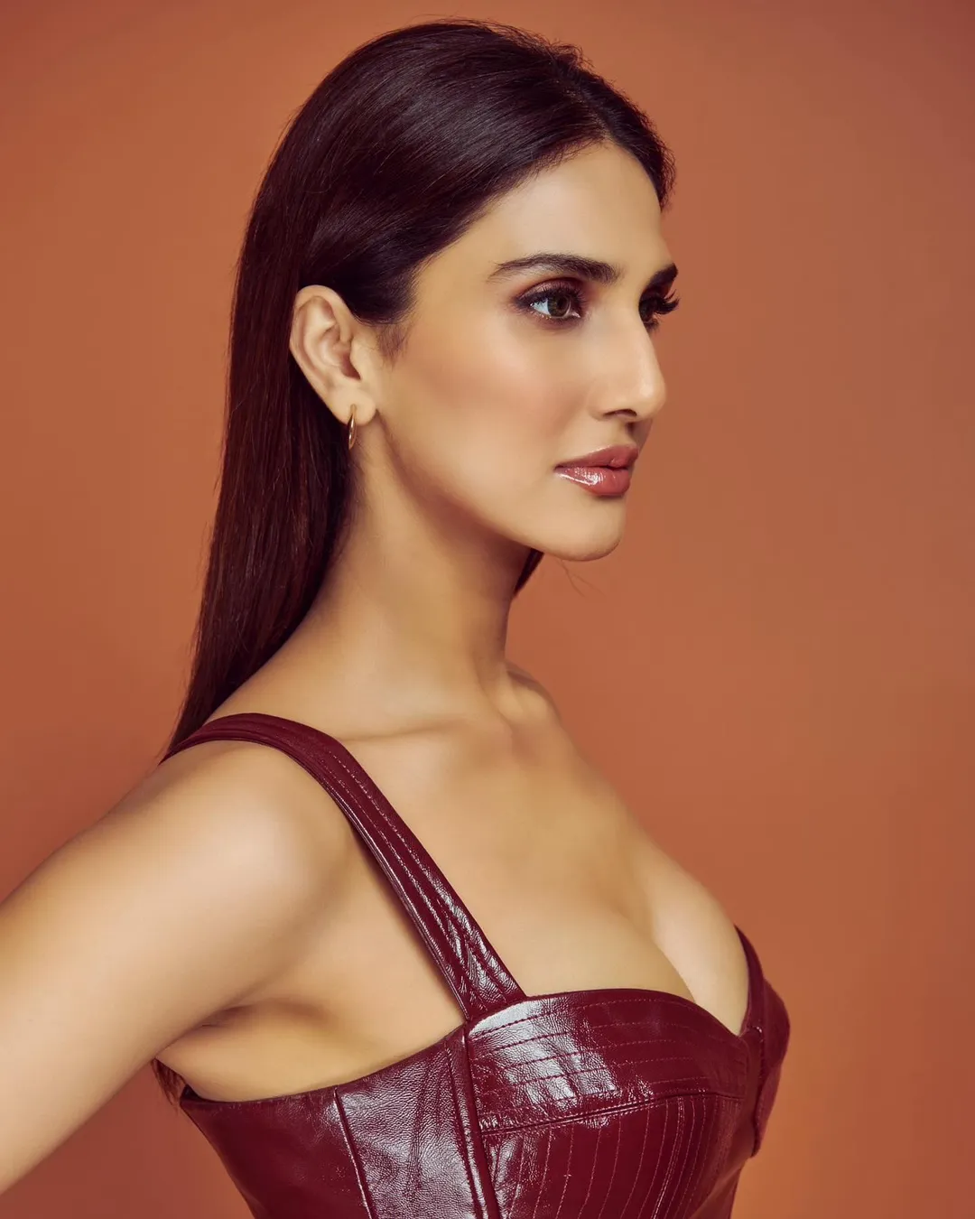 Vaani Kapoor cuts a striking figure in the cleavage-baring outfit
