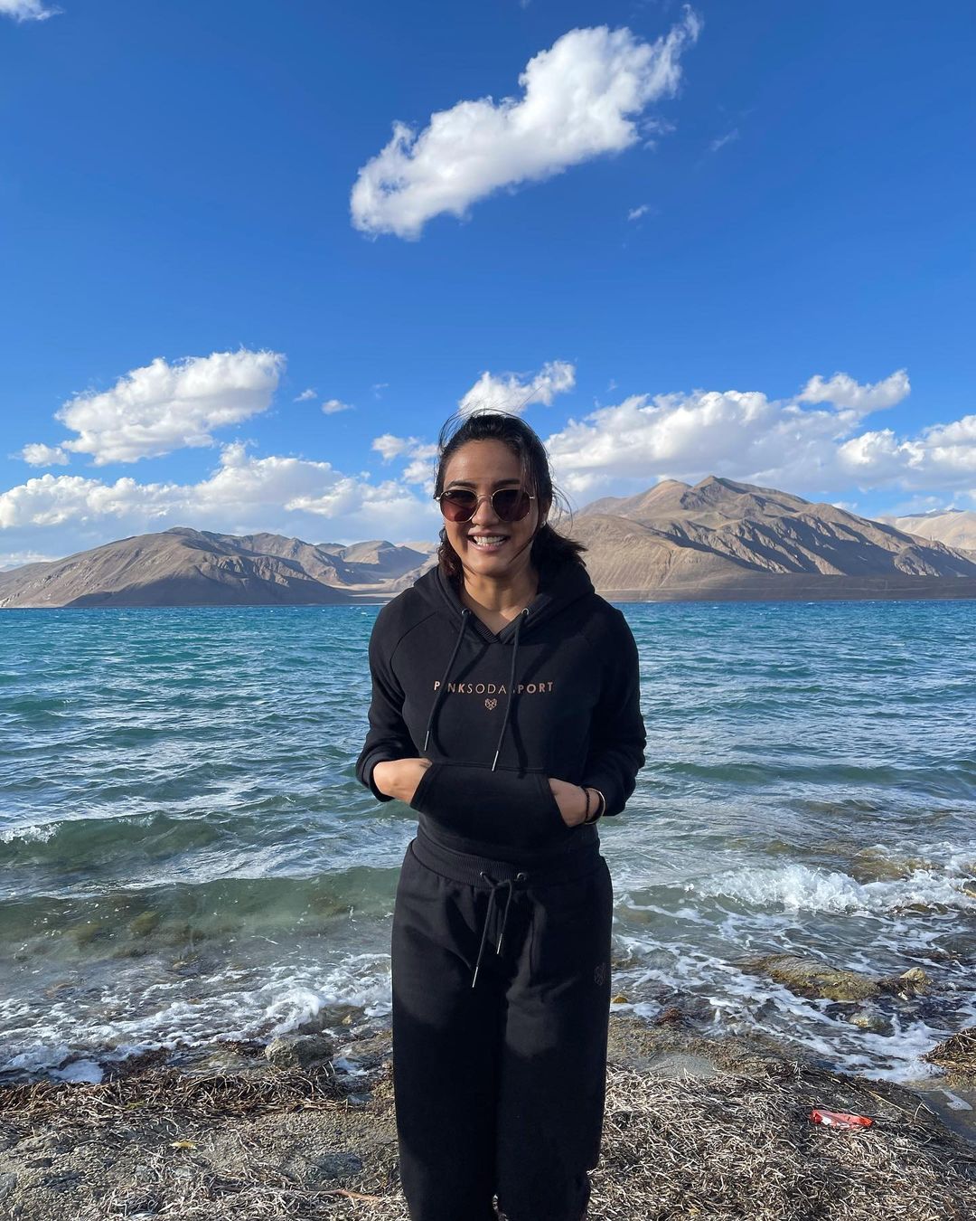 Apart from giving us major cuteness goals, the actress also sometimes makes us green with envy with her vacation photos