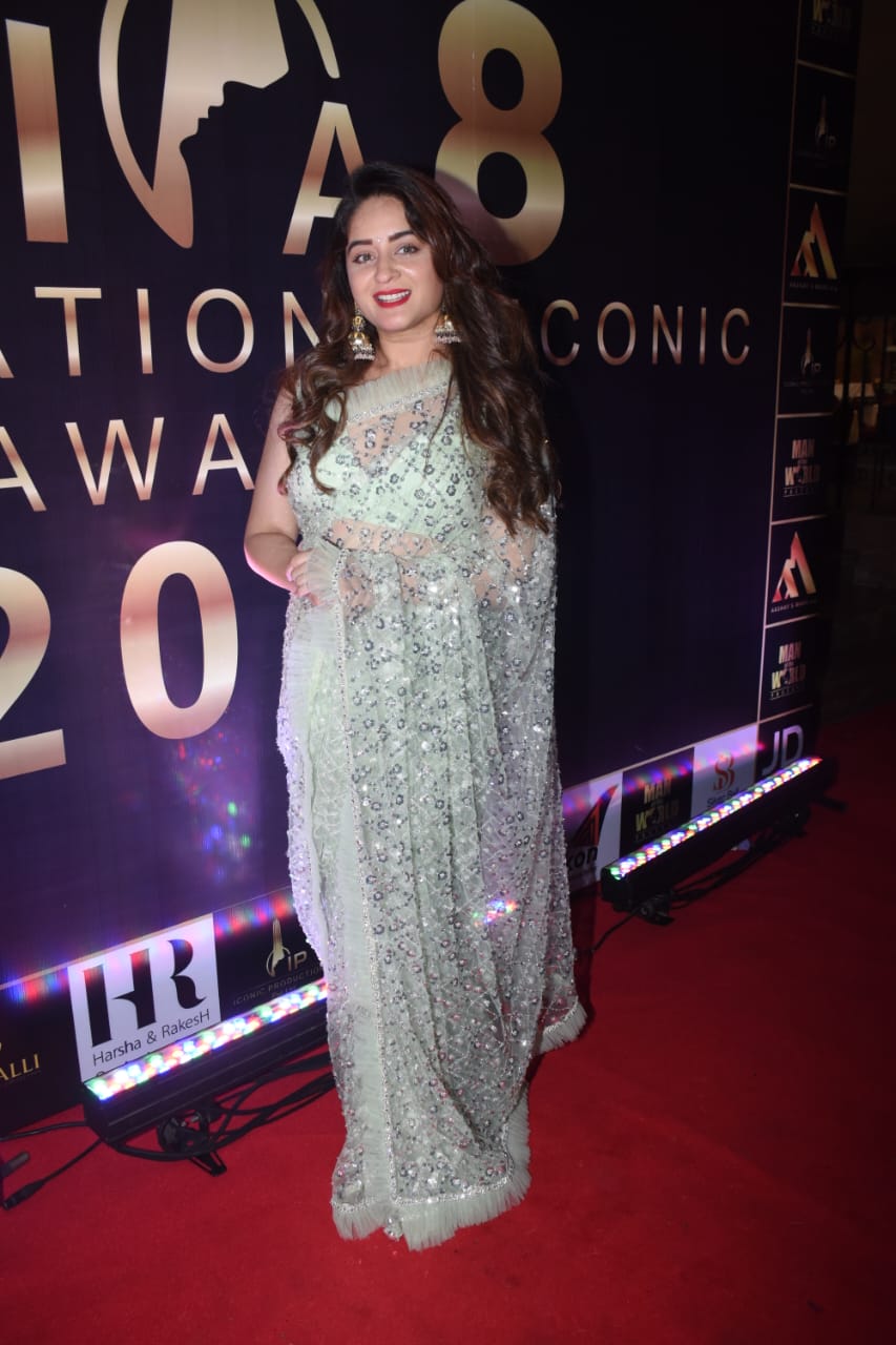 Mahhi Vij seen at the International Iconic Awards