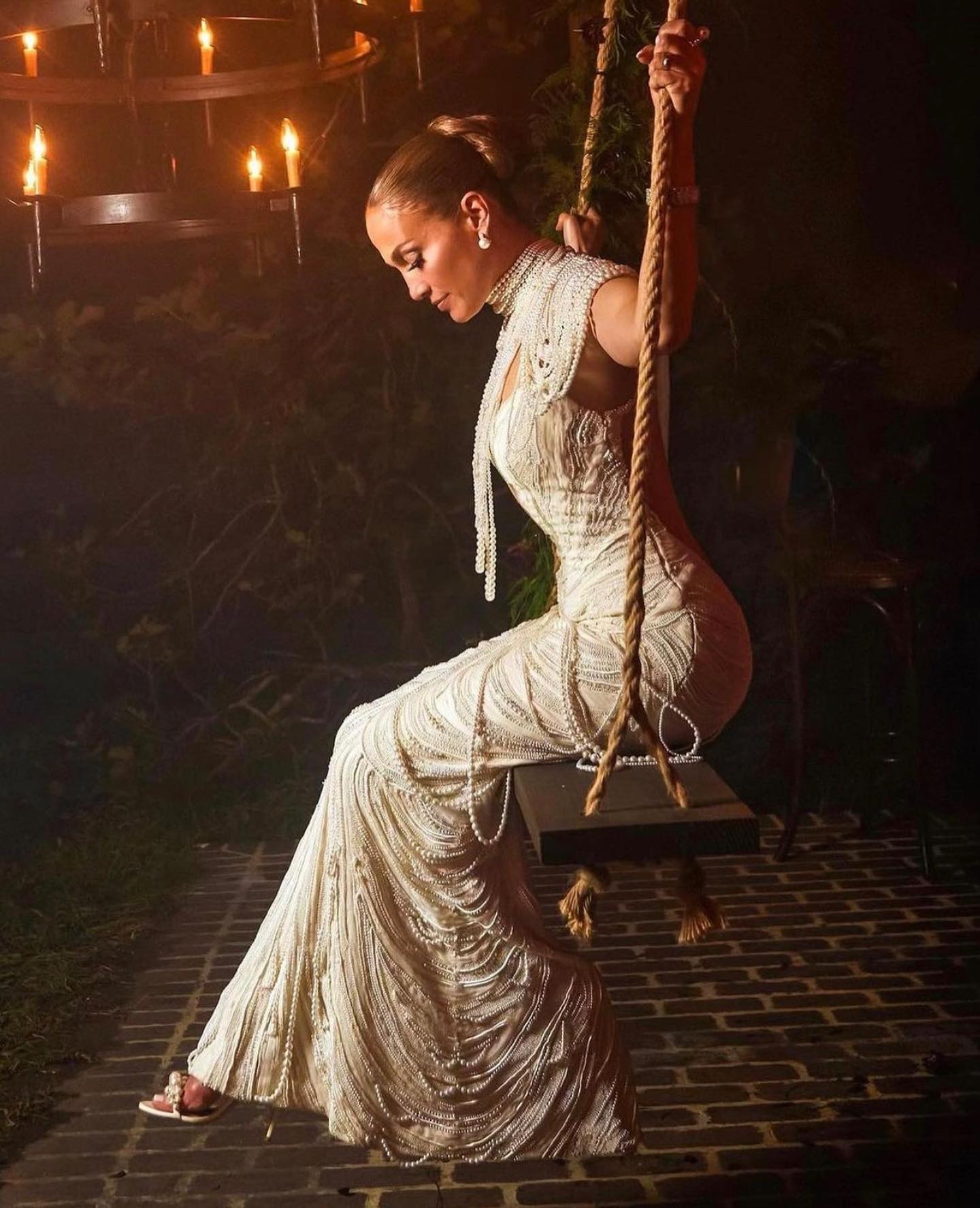 Exclusive Look at Jennifer Lopezâ€™s Wedding Dress