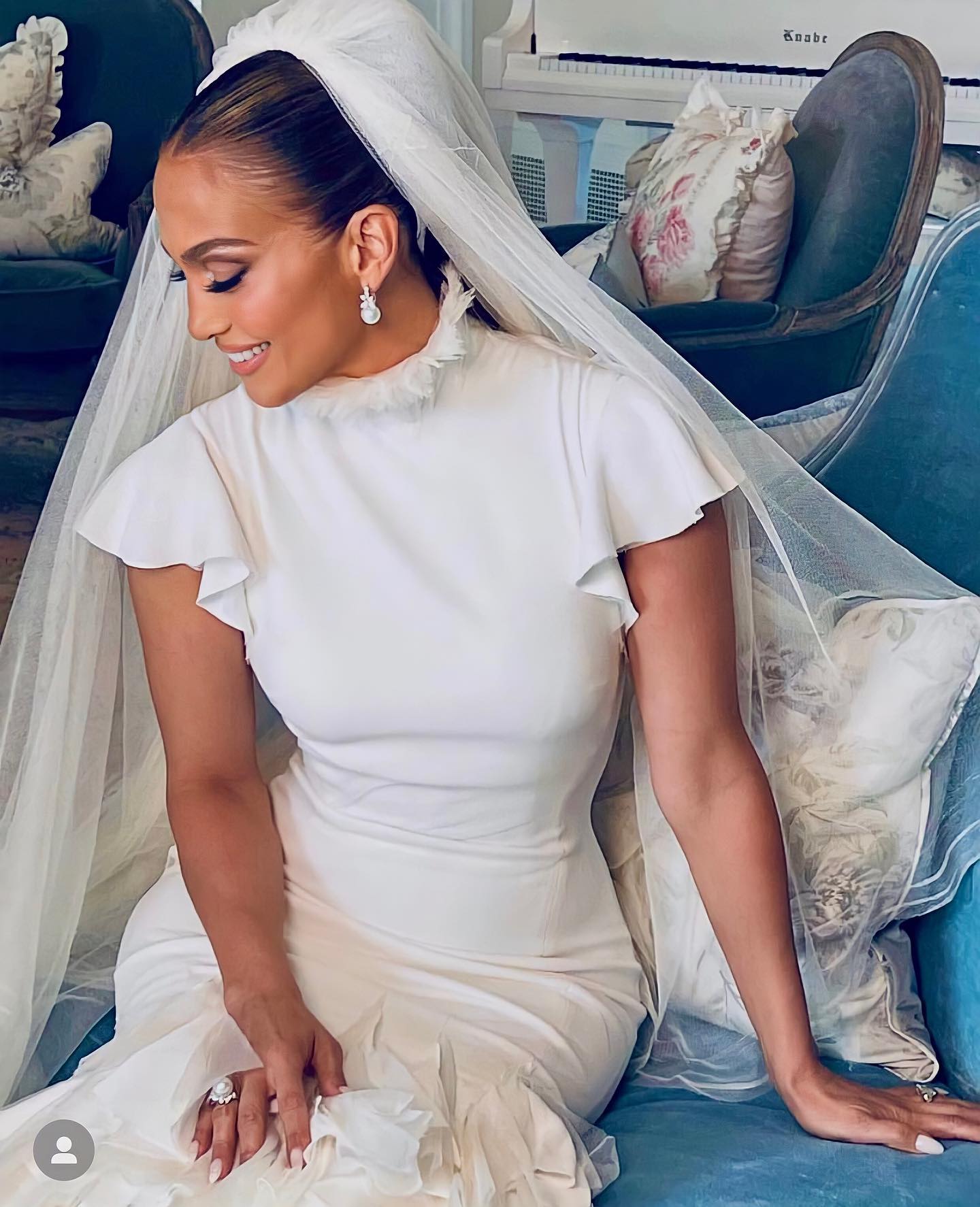 Jennifer Lopez shares first pictures from her wedding to Ben Affleck