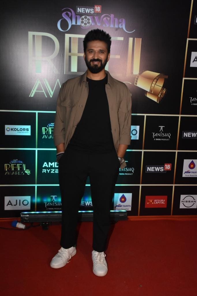 Amit Trivedi in smart casuals at the News18 Showsha Reel Awards 2023