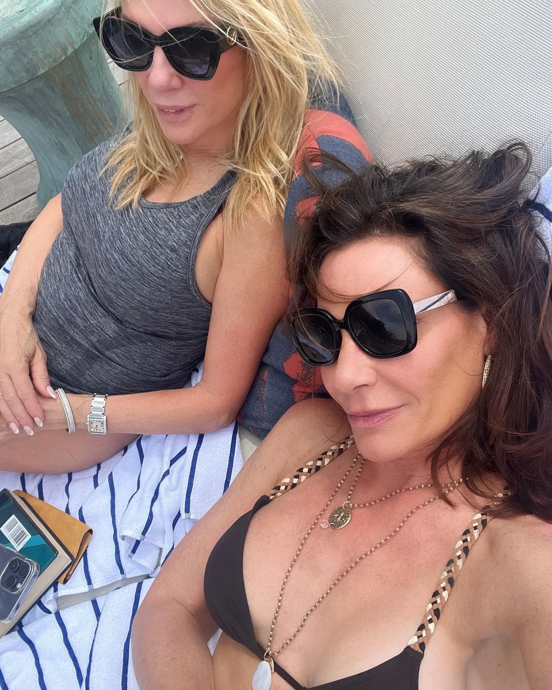 Ramona Singer and Luann de Lesseps enjoy some downtime in the sun