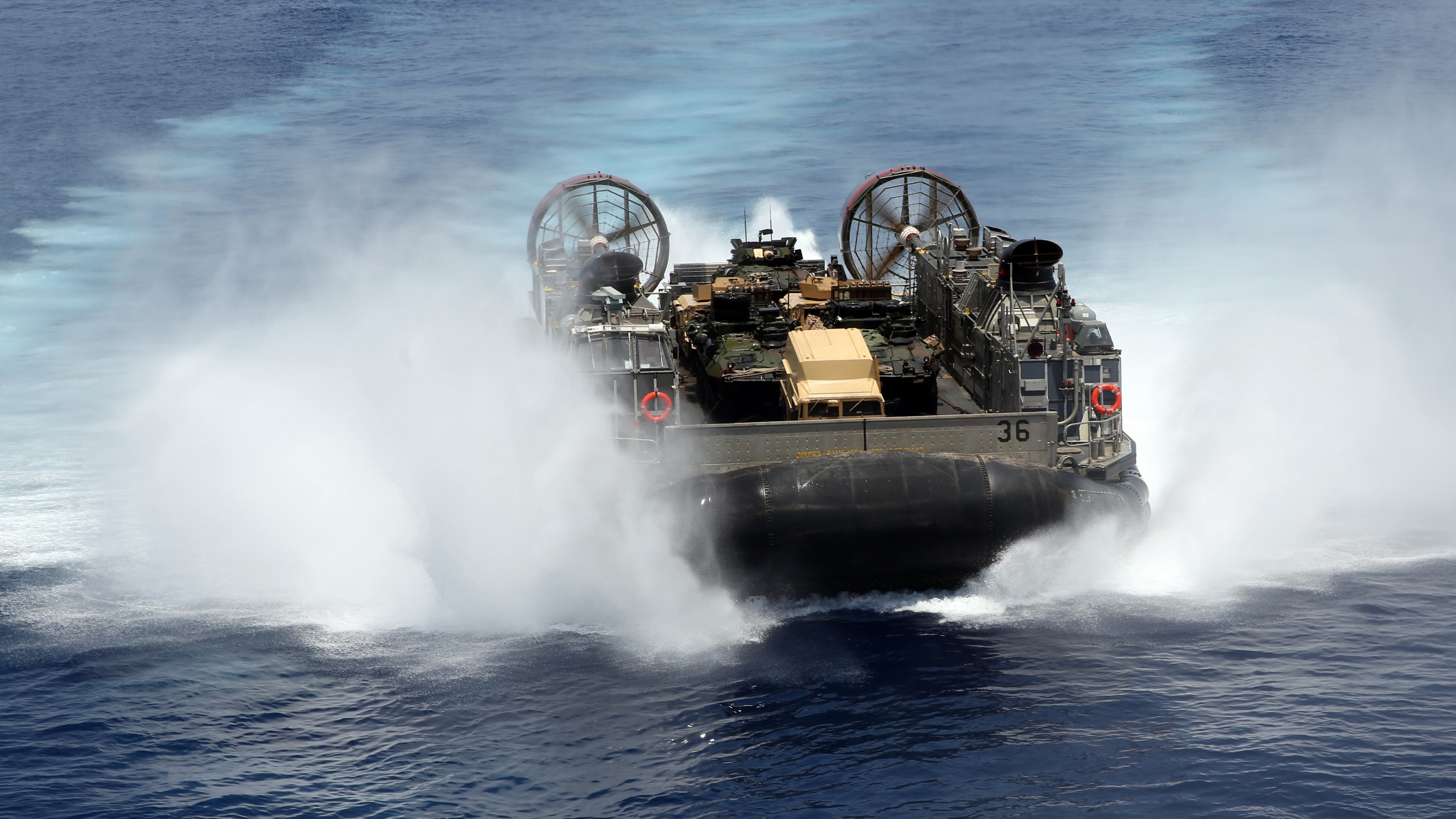 hovercraft LCAC Assault Craft Unit U.S. Navy LCAC 1 sea training