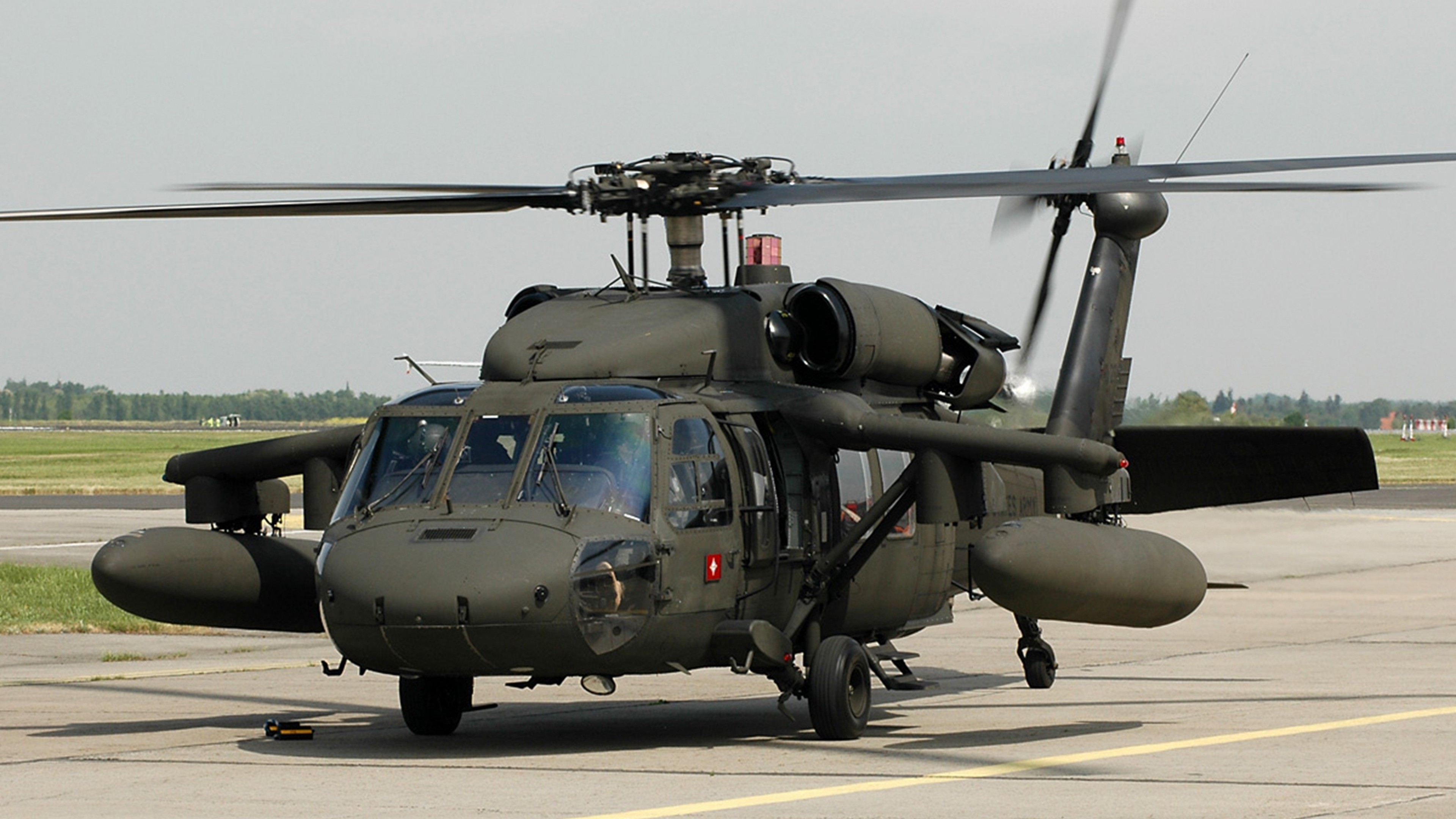 Sikorsky UH 60 Black Hawk Utility helicopter U.S. Navy U.S. Army runway