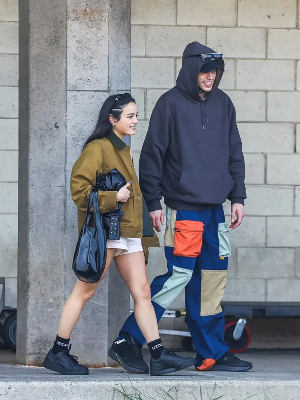 Pete Davidson and Chase Sui Wonders were spotted holding hands as they arrived at the Maui airport in January 2023. The couple met on the set of the movie, ‘Bodies Bodies Bodies’ in 2021 & they attended a New York Rangers game together in December 2022.