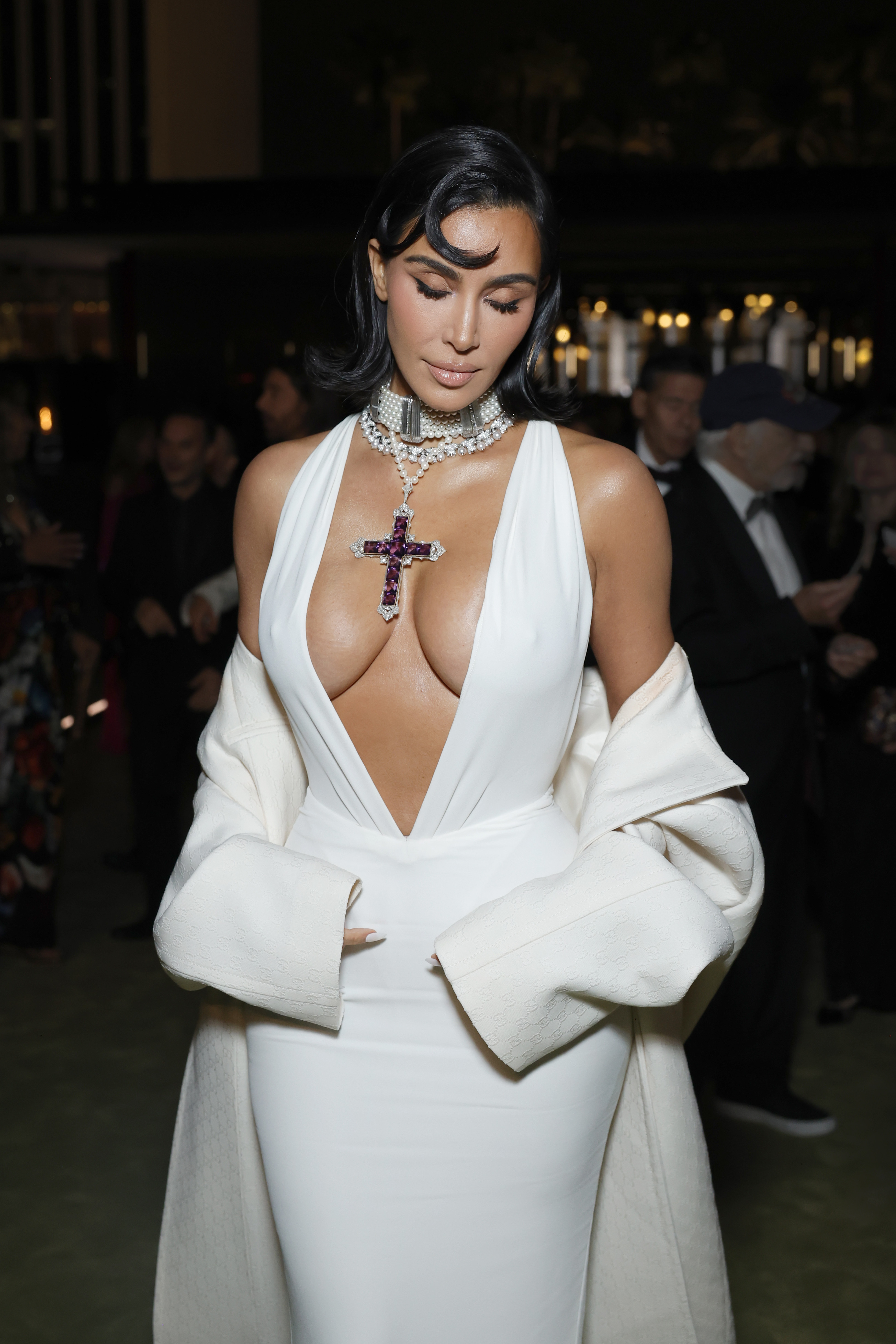 Kardashian purchased the jewelry for nearly $200,000 in 2023 at Sotheby’s annual Royal & Noble auction.